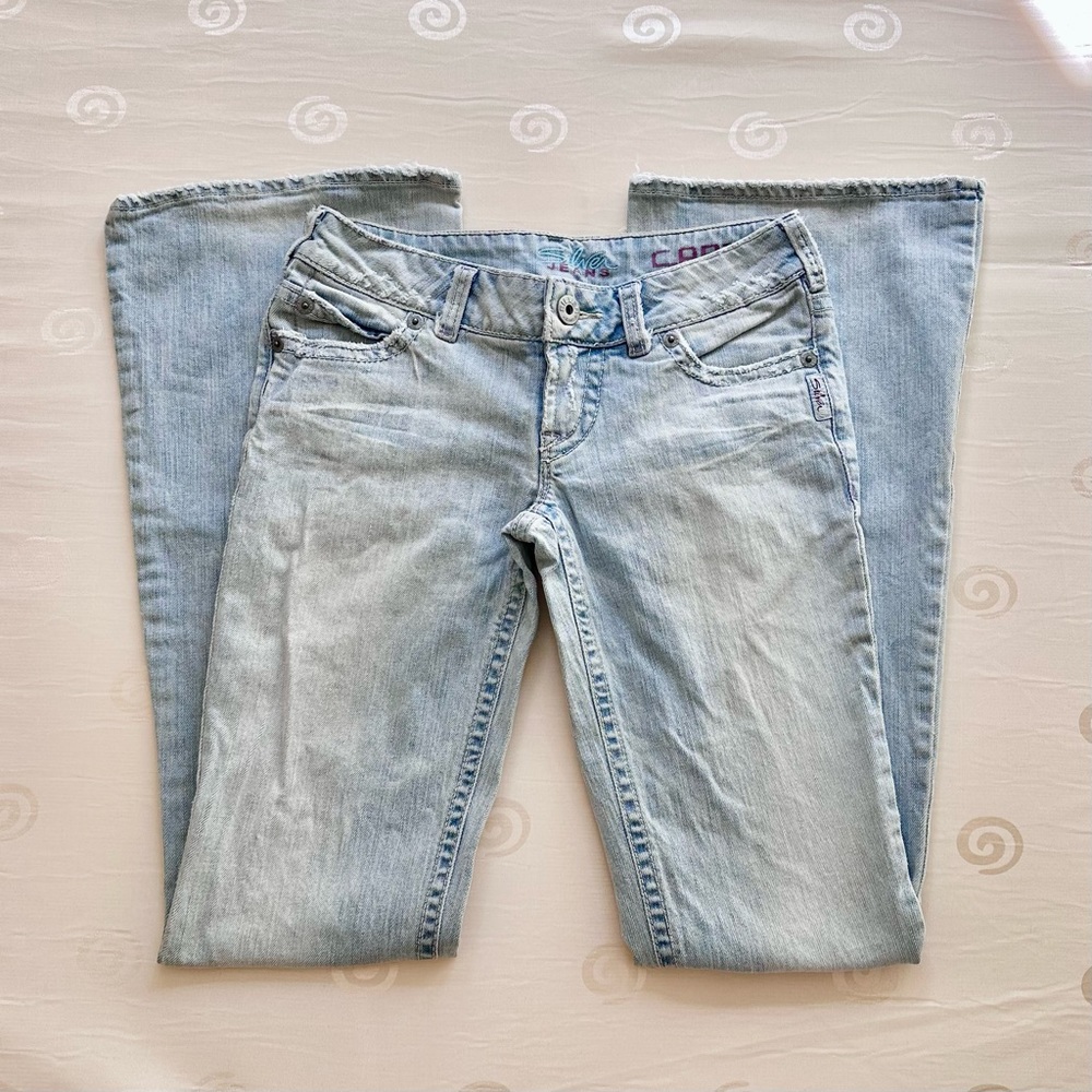 Low rise y2k vintage silver light wash flared jeans🧊